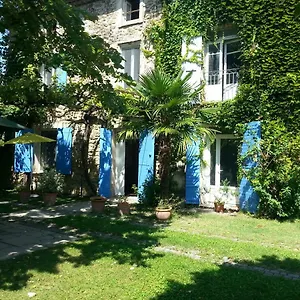 le-mas-des-platanes.fr-provencehotel.com/